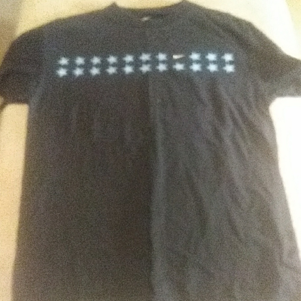 Boys nike tshirt